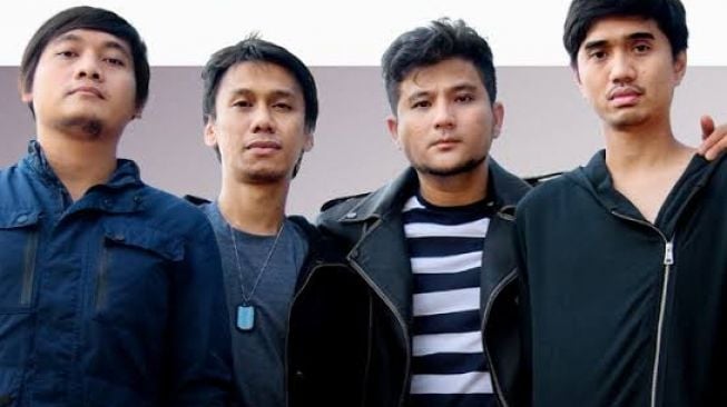 hal pokok yang bikin Sheila On 7 masih sama